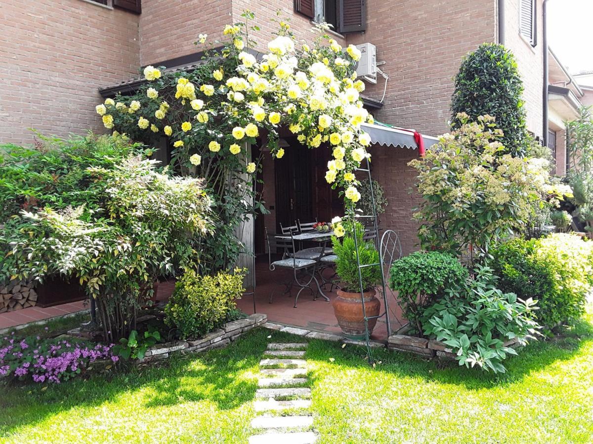B&B La Rosa Gialla Maranello Kültér fotó